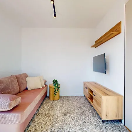 Prism Mokotow Balcony Ac Parking *